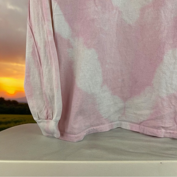 🏳️‍🌈 Pink Long Sleeve T-Shirt That Says “I’m Queer” on the front 🏳️‍⚧️ size L - Picture 2 of 9